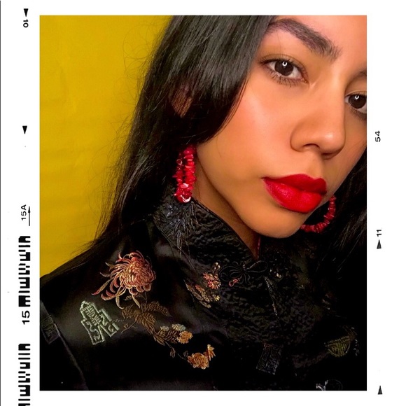 ON SALE 🌹 RED-STONE HOOK EARRINGS! - Picture 2 of 2